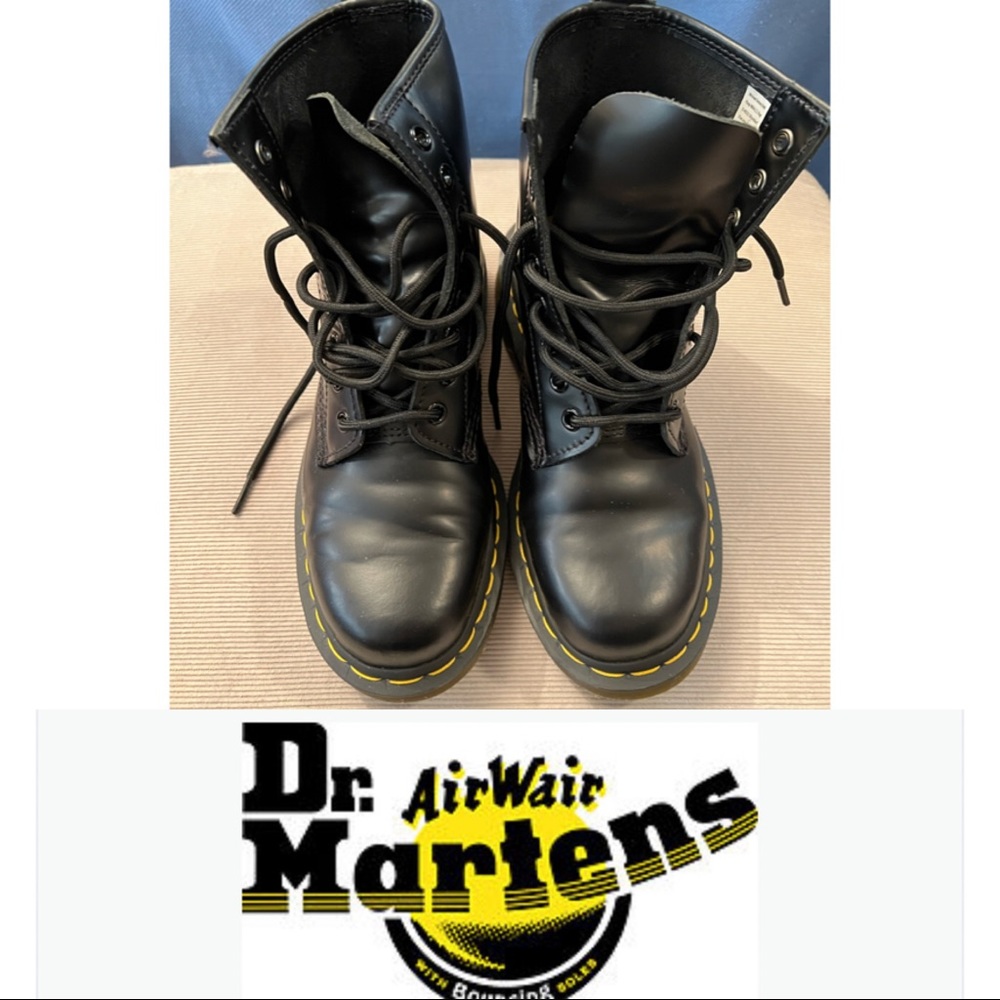 Dr. Martens The 1460 original 8-eye boot size US 7 / EU 38